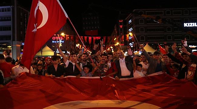 Başkan Orhan'dan 15 temmuz mesajı