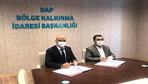 DAP İDARESİ İLE 3 UYGULAYICI KURULUŞ ARASINDA PROTOKOL İMZALANDI