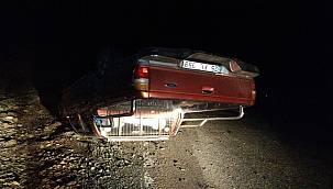 Erzurum'da Trafik Kazası..Kamyonet Ters Döndü!