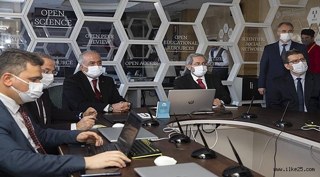 Ankara Üniversitesi Rektörü Prof. Dr. Necdet Ünüvar, Atatürk Üniversitesinin konuğu oldu