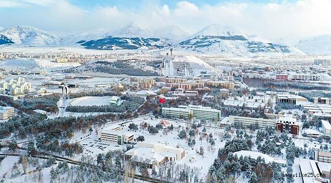 Atatürk Üniversitesi 12 Milyon ders oturumuyla ilk dönemi tamamladı