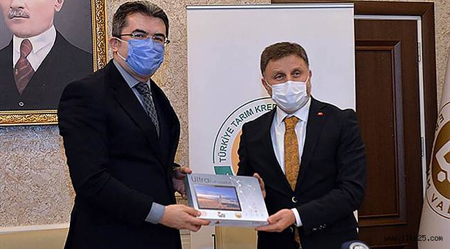 Erzurum'da 17 bin 120 tablet öğrencilere ulaştırıldı