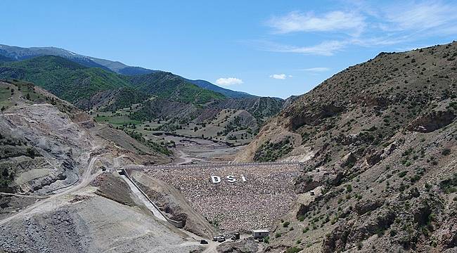  ERZURUM ŞENKAYA SARIYAR BARAJI'NDA  ÇALIŞMALAR ARALIKSIZ DEVAM EDİYOR