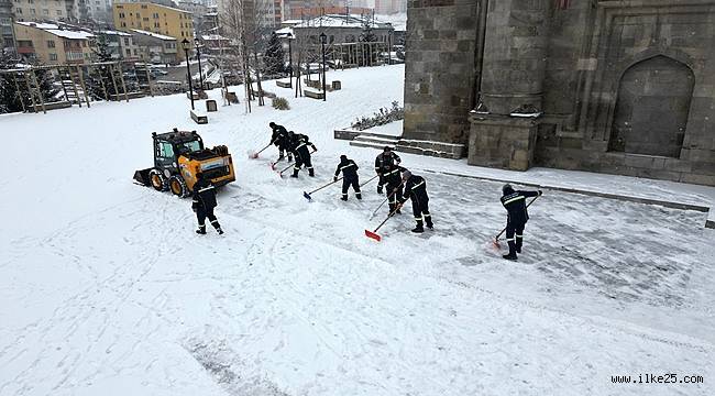 BÜYÜKŞEHİR KIŞLA MÜCADELEDE DE 7/24 GÖREVİNİN BAŞINDA