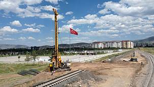 BÜYÜKŞEHİR'DEN TREN YOLU ALT GEÇİTLİ KÖPRÜLÜ KAVŞAK VE BAĞLANTI YOLU