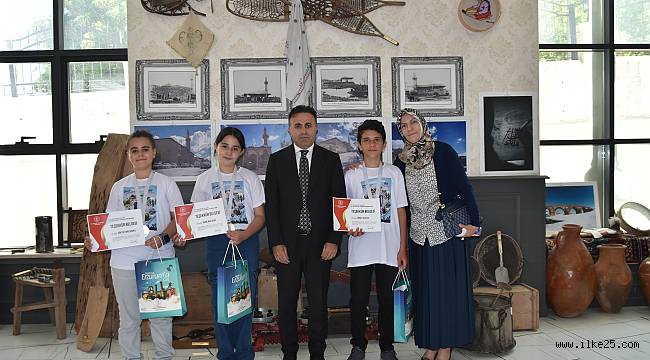 Sabancı Ortaokulu Öğrencilerinden TÜBİTAK'ta Büyük Başarı