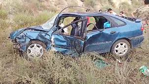 Erzurum-Artvin karayolunda trafik kazası; 3 yaralı
