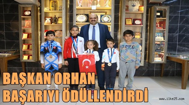  BAŞKAN ORHAN BAŞARIYI ÖDÜLLENDİRDİ