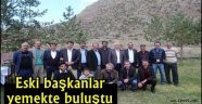 Eski başkanlar yemekte buluştu