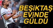 Beşiktaş Evinde Şen Şakrak..