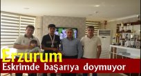 Erzurum eskrimde başarıya doymuyor