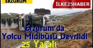 Erzurum'da Yolcu Midibüsü Devrildi